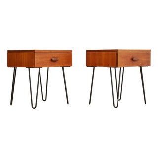 1960s Pair of Mid Century Teak Nightstands on Hairpin Legs For Sale