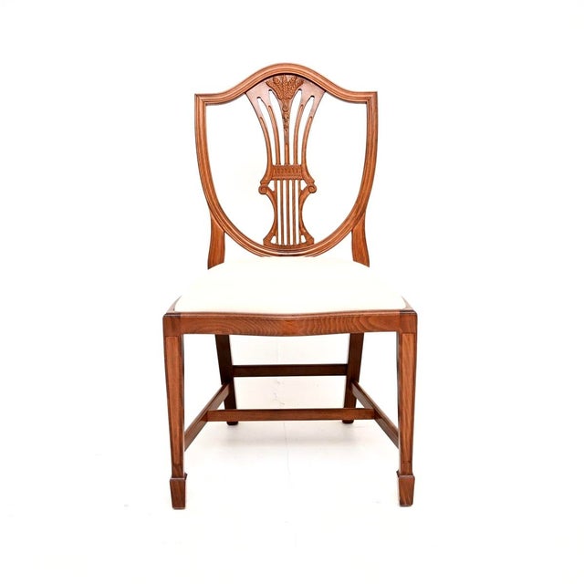 Vintage Sheraton Style Shield Back Dining Chairs, 1950, Set of 8 For Sale - Image 9 of 13