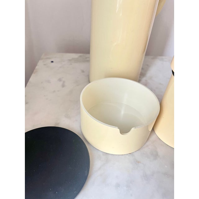 Vintage EM77 Vacuum Jug Thermos Set by Erik Magnussen for Stelton, Denmark, 1970, Set of 4 For Sale - Image 4 of 9