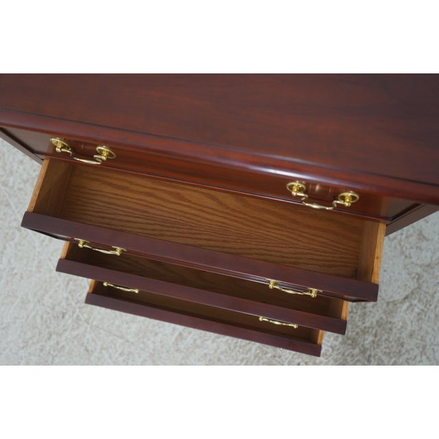 1990s Pair of Henkel Harris Model 116 Cherry Nightstands For Sale - Image 5 of 18