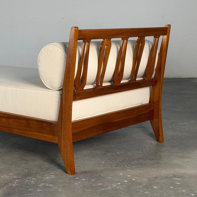 1950s Cherrywood Daybed with Bolsters by Gio Ponti for Italbed, 1950s For Sale - Image 5 of 16