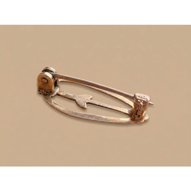Gold Antique Edwardian 10k Yellow Gold Bar Pin Brooch With Blue Stone-Floral Leaf Motifs For Sale - Image 8 of 8