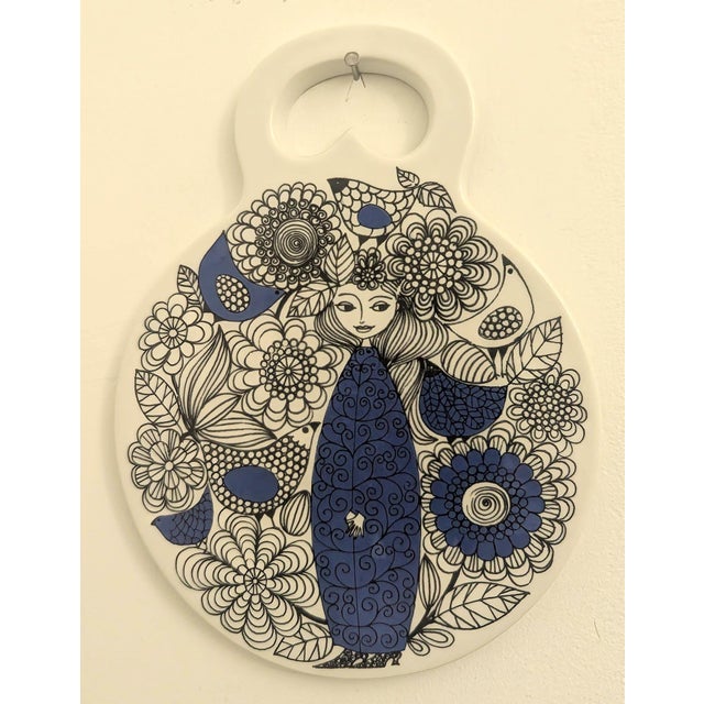 Mid-Century Modern 1960s Arabia Finland "Pastoraali" Trivet Designed by Esteri Tomula For Sale - Image 3 of 11