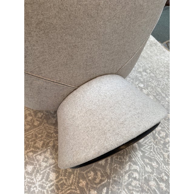 Luca Nichetto for Artifort Pala Swivel Chair + Ottoman, Set For Sale - Image 12 of 12