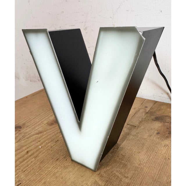 Vintage Grey Illuminated Letter V, 1970s For Sale - Image 9 of 11