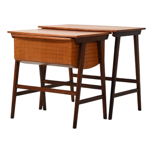 Scandinavian Nesting Coffee Tables with Wool Storage, 1960s, Set of 2 For Sale