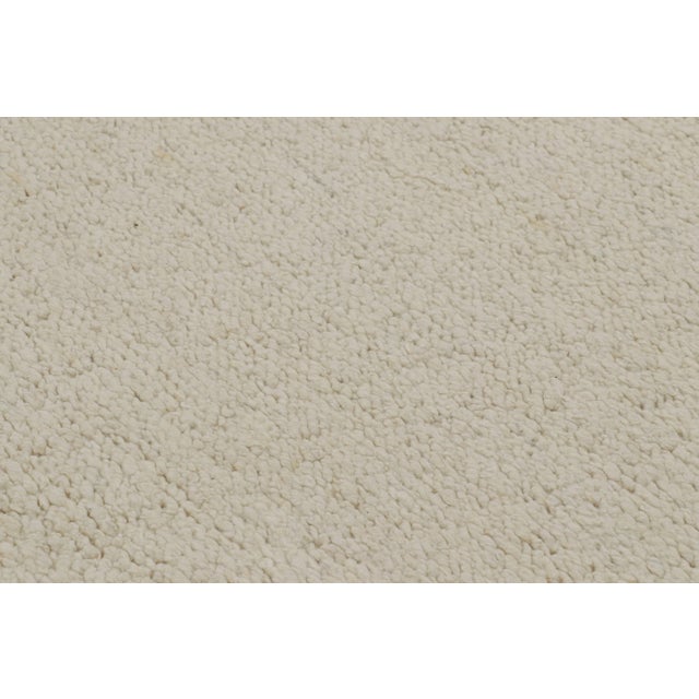 Looking for a custom size? For more information on customization capabilities, please reach out to custom@chairish.com....