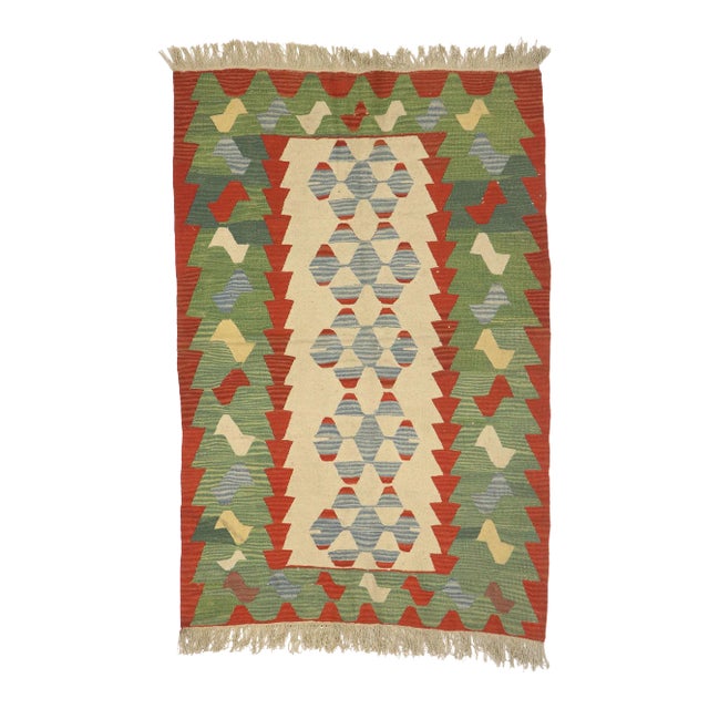 Vintage Persian Shiraz Kilim Rug - 03'09 X 05'07 For Sale