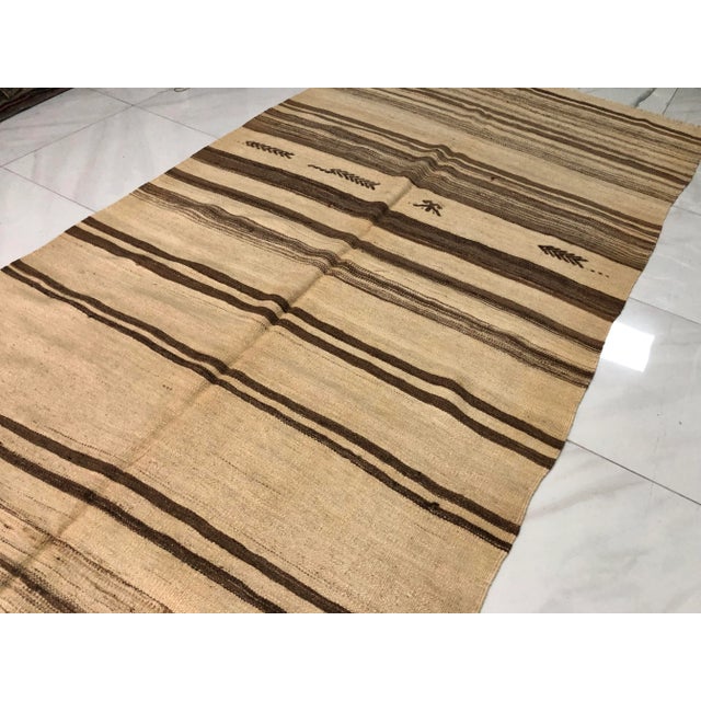 1960s Vintage Naturel Turkish Off White Rug For Sale - Image 5 of 11