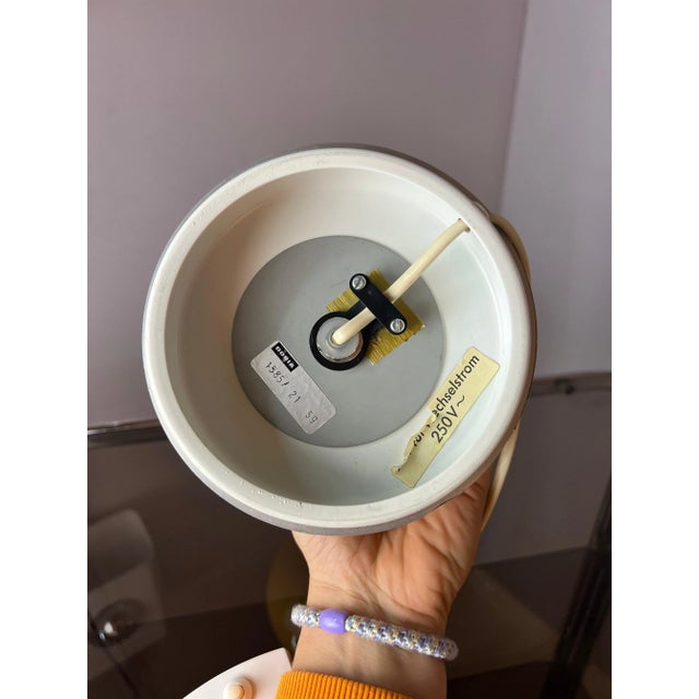 The original white nylon cable can be replaced with a black fabric cable with a plug and switch upon request. Further...