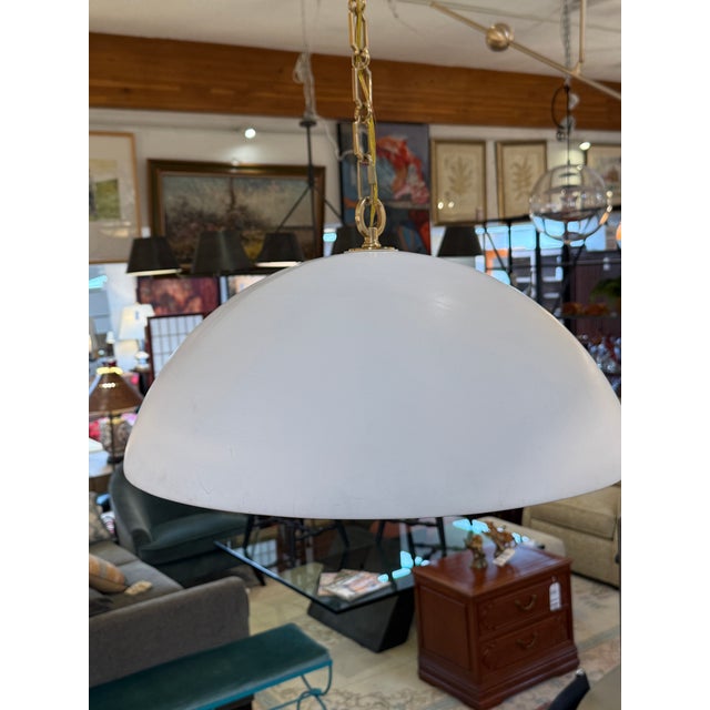 Design Plus Gallery presents the Elliot Grande Pendant by Suzanne Kasler for Visual Comfort. The sculptural Elliot...