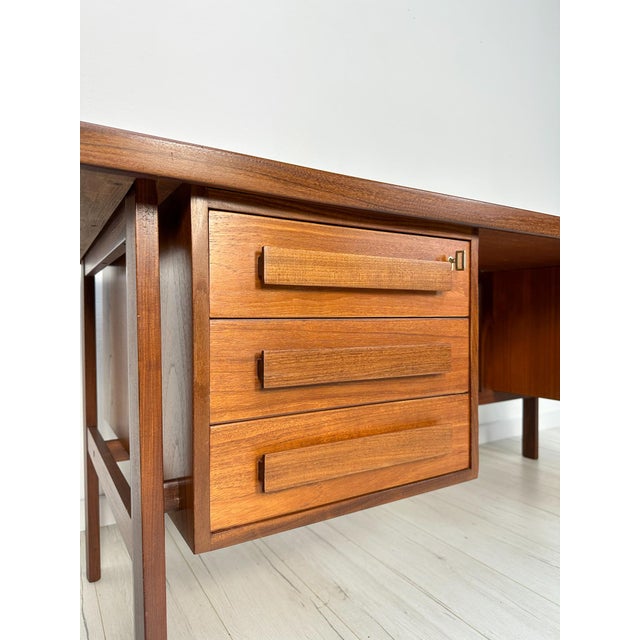 1960s Vintage Danish Teak Writing Desk by Peter Løvig Nielsen for Løvig, 1960s For Sale - Image 5 of 17