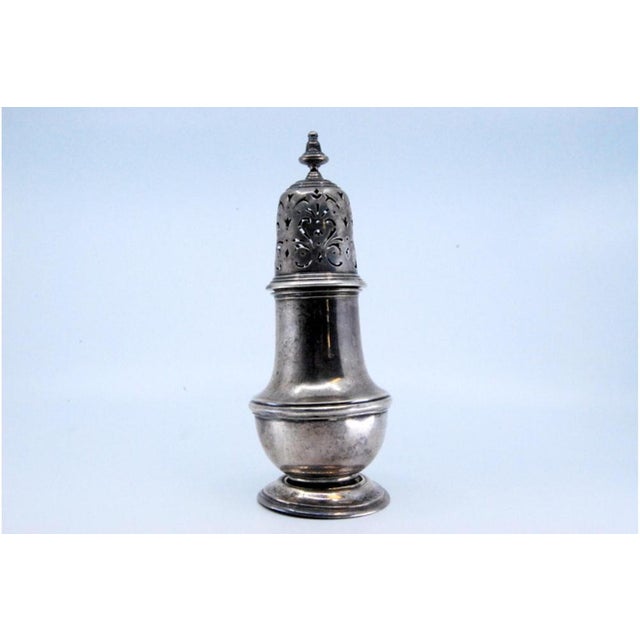 Silver Sprinkler with Smooth Body and Cut-Out Lid with Application For Sale - Image 3 of 11