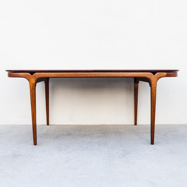 Restored 1950s Mahogany Dining Table With Two Leaves Attributed to Brown Saltman For Sale - Image 12 of 15