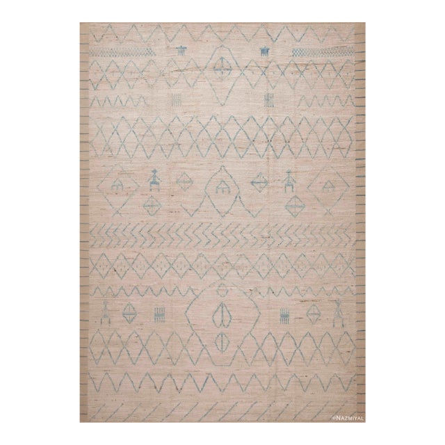 Nazmiyal Collection Contemporary Fine Line Design Area Rug 9 Ft 10 in X 13 Ft 10 In For Sale