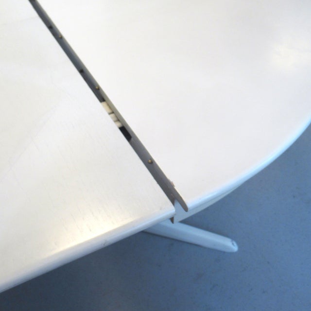 Round Extendable Dining Table, Denmark, 1960s For Sale - Image 12 of 18