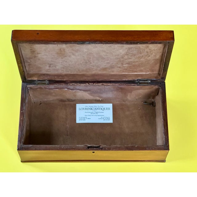 Federal Hepplewhite Mahogany Inlaid Box, Circa 1810 For Sale In New York - Image 6 of 6