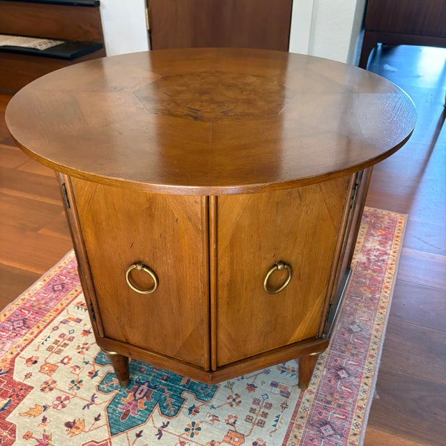 1970s 1970s Round Top Hexagon Two Door Cabinet End Table With Brass Ring Pulls and Leg Caps For Sale - Image 5 of 10
