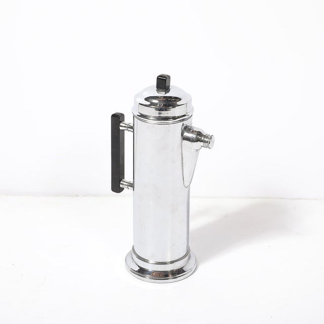 Art Deco 1930s Art Deco Chrome & Black Bakelite Cocktail Shaker For Sale - Image 3 of 13