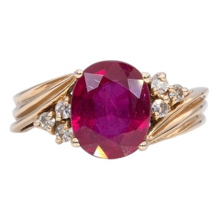 4.4Ct Madagascar Ruby Estate Ring With Earth-Mined Diamond Accents: 14k Gold, Size 6.75 For Sale