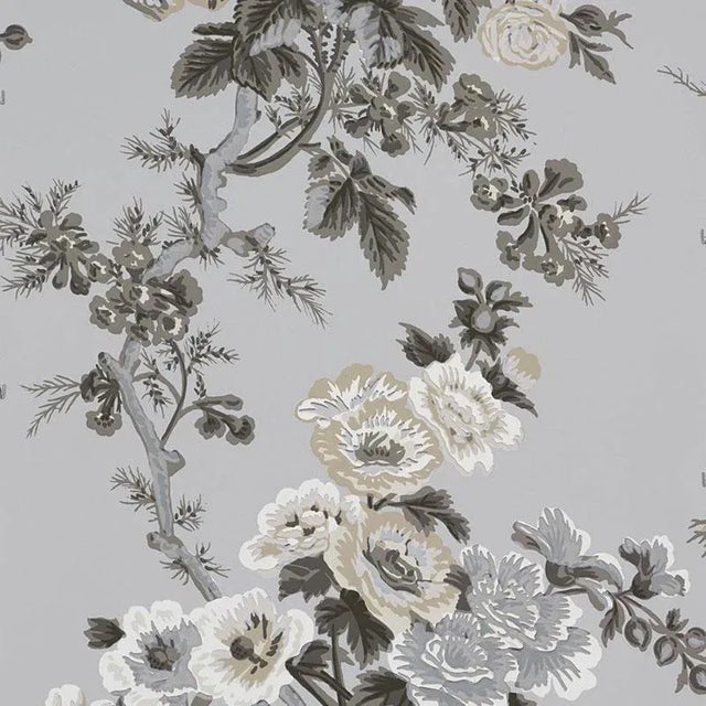 Contemporary Sample - Schumacher Pyne Hollyhock Wallpaper in Grisaille For Sale - Image 3 of 4