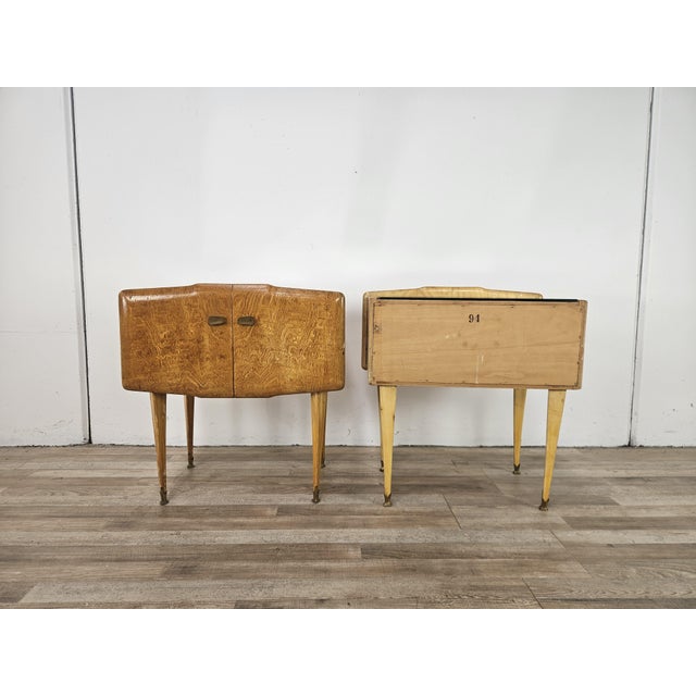 Mid-Century Modern Vintage Maple Nightstands with Mirrored Tops, 1950s, Set of 2 For Sale - Image 3 of 16