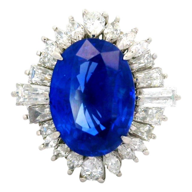 5.56 Carat Ceylon Sapphire Diamond Platinum Ring, Size 5 For Sale