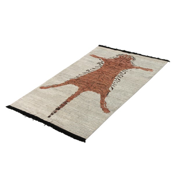 An 8x9 hand-knotted wool rug from the custom-classics Burano Collection by Rug & Kilim. Drawing inspiration on classic...