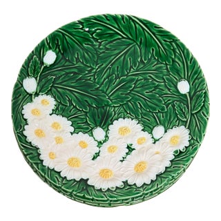 Vintage Porcelain Daisy Motif Dessert Plates, Set of 4 For Sale