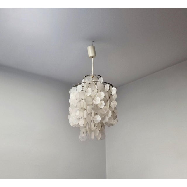 Mid-Century Modern Fun 1DM Shell Chandelier by Verner Panton for Lüber, Switzerland, 1960s, in Very Good conditions....