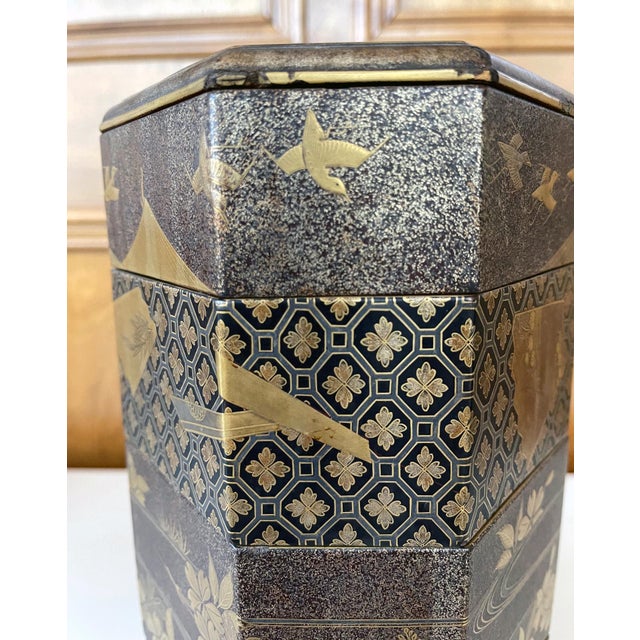 Japanese Maki-e Lacquer Stack Box Jubako For Sale - Image 15 of 18