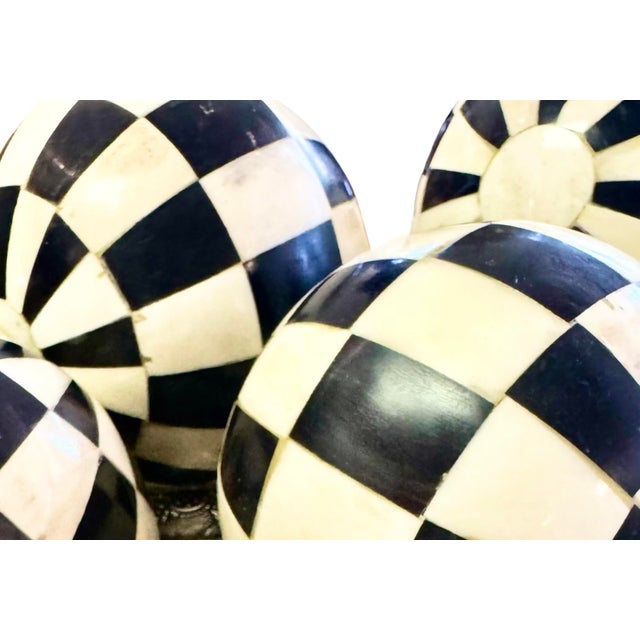 19th Century Victorian Horn and Bone Tessellated Carpet Balls - Set of 6 For Sale - Image 9 of 11