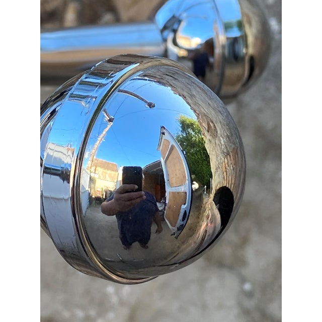 Beautiful chrome-plated steel coat rack with 12 hooks Very beautiful vintage French design from the 1970s Swivel top...