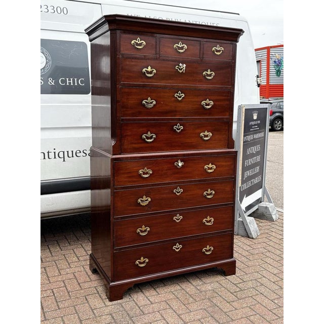Wood George II Chest of Drawers in Mahogany For Sale - Image 7 of 18