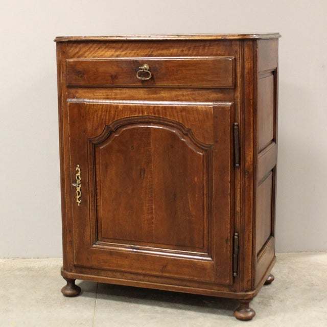 Antique Louis XV Buffet in Walnut, 1700s For Sale - Image 16 of 16