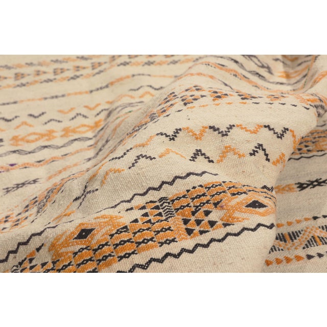 Taznakht Moroccan Kilim Rug, 07'04 X 11'06 For Sale In Dallas - Image 6 of 10