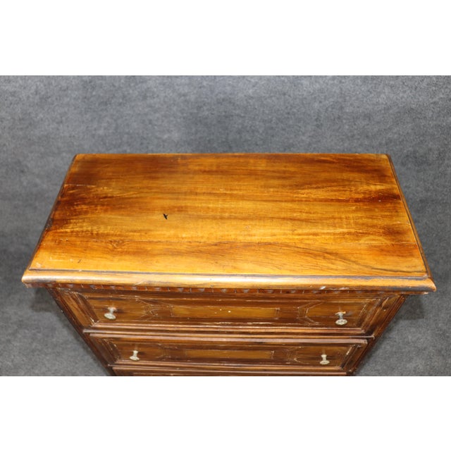Add warmth and timeless character to your home with this beautiful Italian provincial walnut 4-drawer chest, a versatile...
