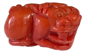 Vintage Red Coral Carved Foo Dog Statue Amulet Pendant 1.5" W