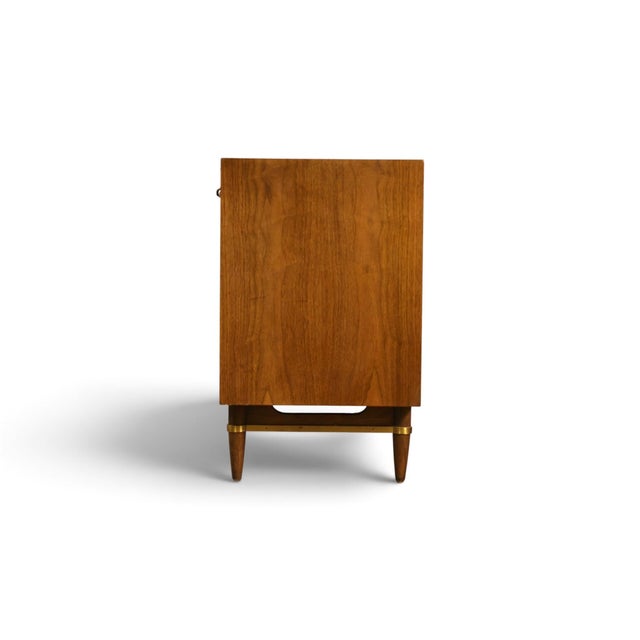 Merton Gershun for American of Martinsville Dania Vintage Mid Century Modern Lowboy Dresser C. 1960s For Sale - Image 13 of 14