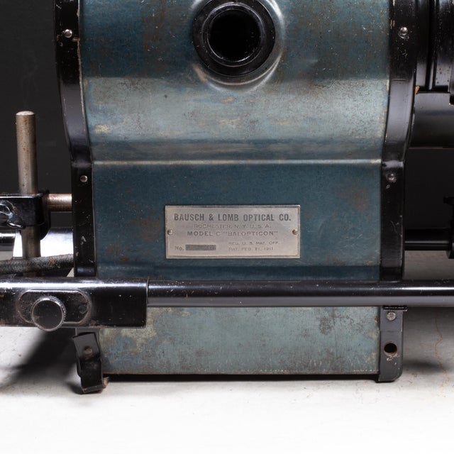 Antique Baush & Lomb Baloptican Magic Lantern Slide Projector and Original Case c.1911 For Sale - Image 10 of 17