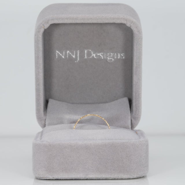 Estate Gold Band: Solid 14k Gold – Simple Minimalist Everyday Gold Jewelry, Size 6.75 For Sale - Image 4 of 6