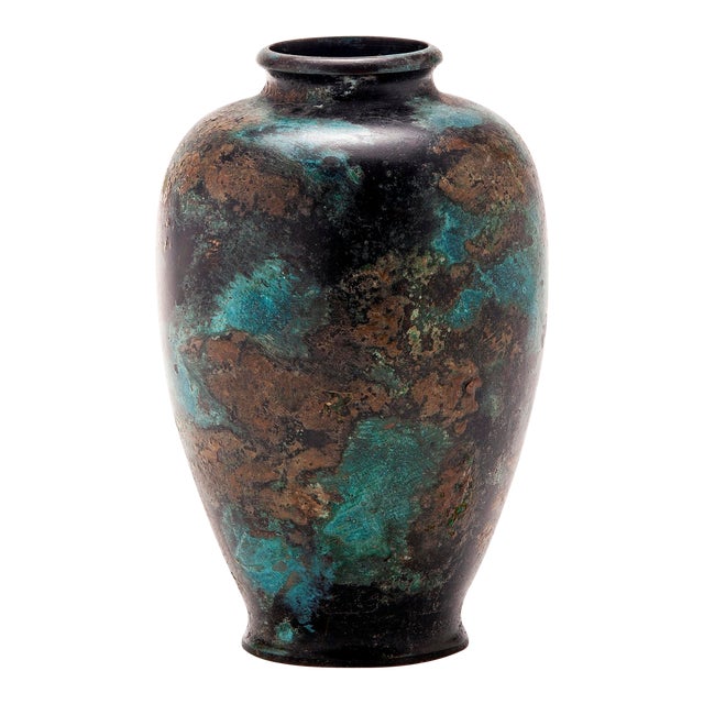 Early 20th Century Colorful Bronze Patina Japanese Vase For Sale