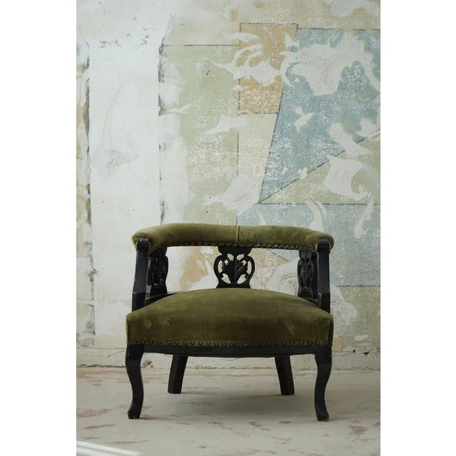 English Victorian Chair in Velvet & Wood, Late 19th Century For Sale - Image 11 of 13