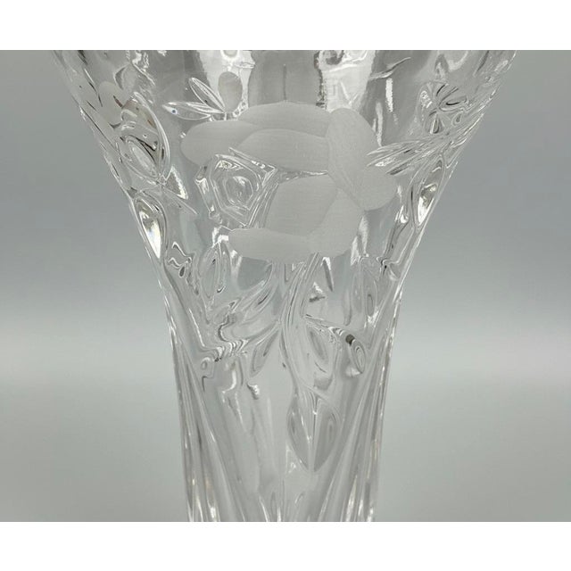 Vintage Anna Hutte Bleikristall Lead Crystal Etched Rose Vase-Germany-Bud-Floral For Sale - Image 6 of 10