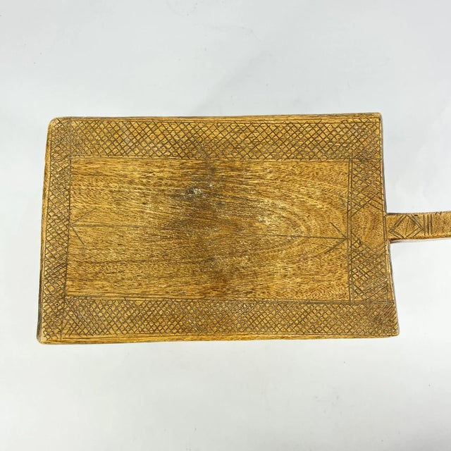 Wood Early 20th Century Mossi Stool Burkina Faso MATTER COLLECTION For Sale - Image 7 of 10