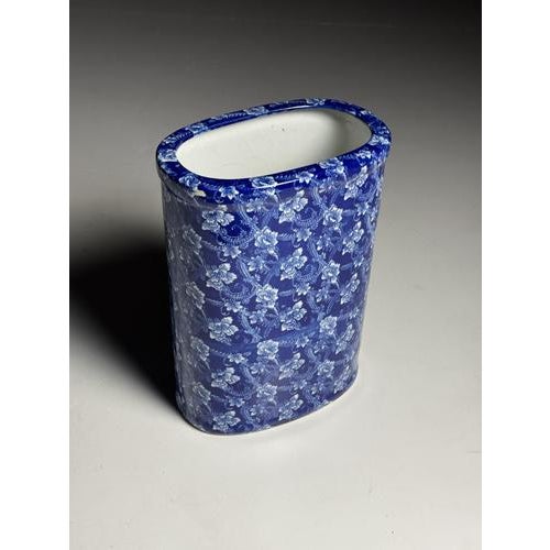 Umbrella stand/holder. Originating from China, mid/late 20th century. Dimensions: 45H x 33W x 21D