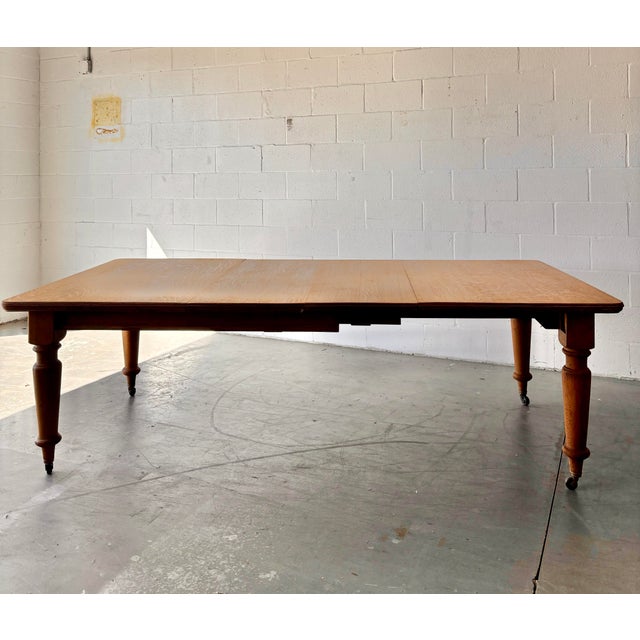 English 19th Century English Oak Extendable Table For Sale - Image 3 of 9
