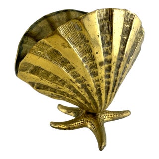 Vintage Brass Clamshell Dish on Starfish Base – Coastal Hollywood Regency Decor For Sale