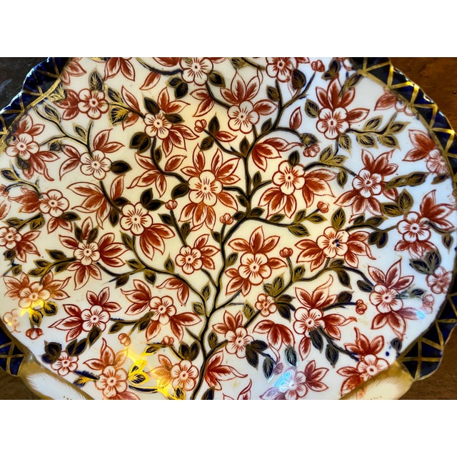 Derby Porcelain Antique 19th Century Derby Imari Porcelain Shell Shaped Dish For Sale - Image 4 of 9