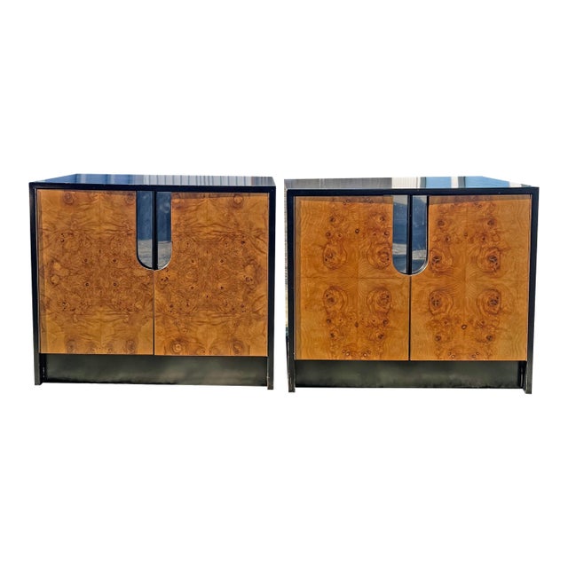 Vintage Milo Baughman Style Burl and Black Nightstands or End Tables in Modern Design For Sale